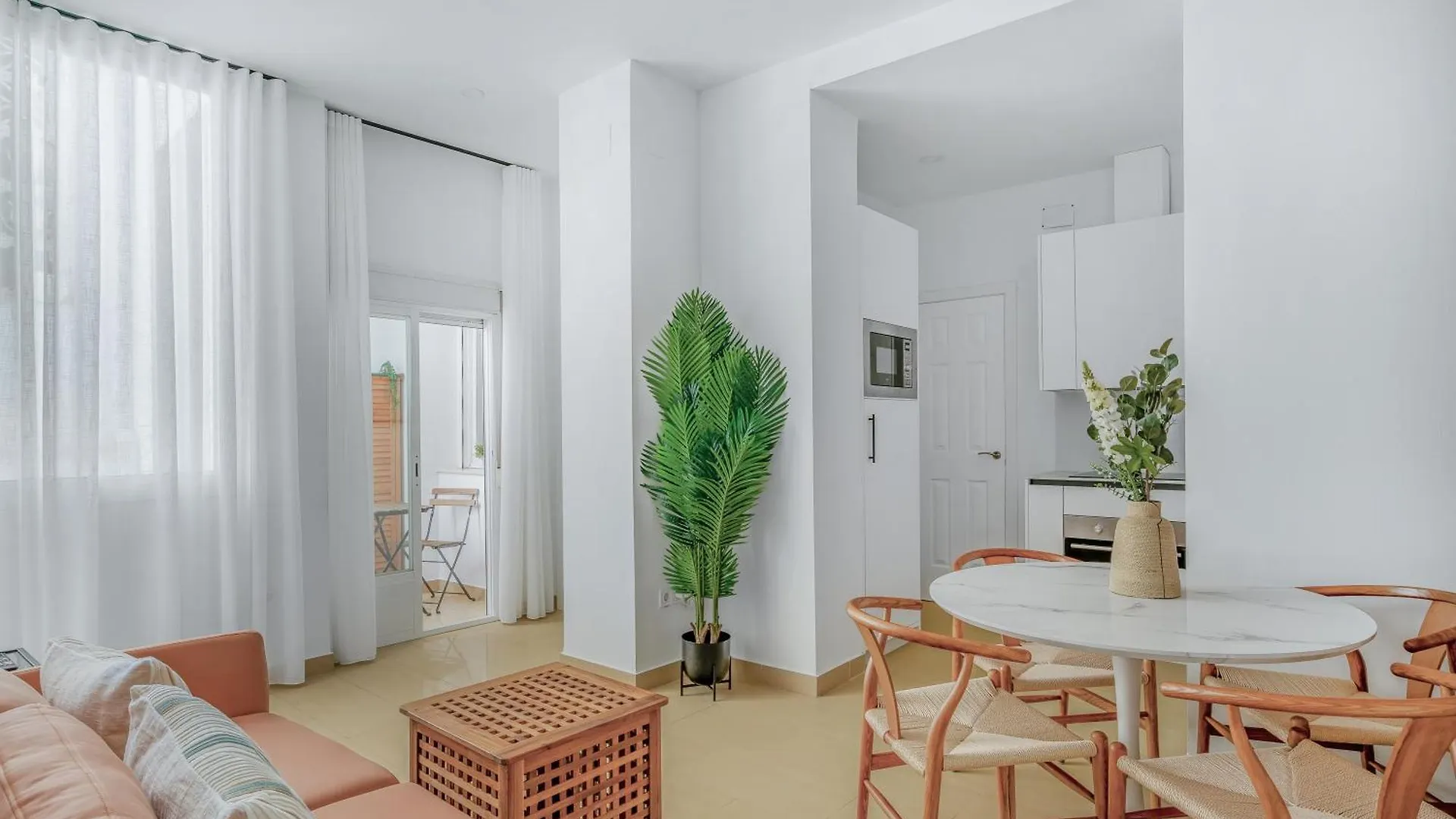 Mariblanca & Old Town By Ele Apartments 马拉加